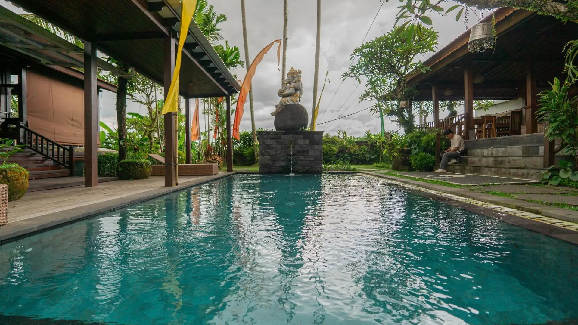 Pemulan House Hotel Ubud  Guest house