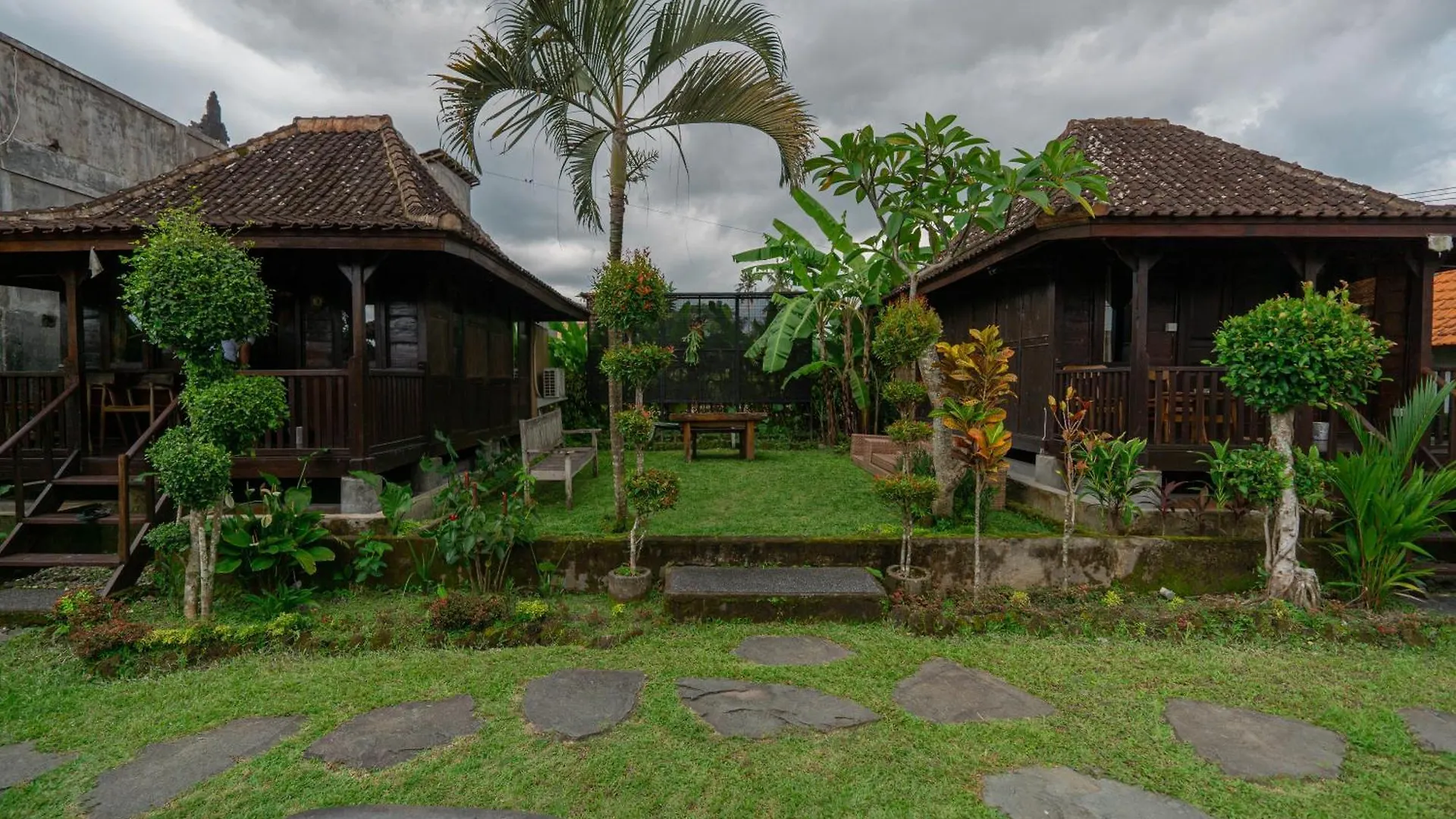 Pemulan House Hotel Ubud  Indonesia