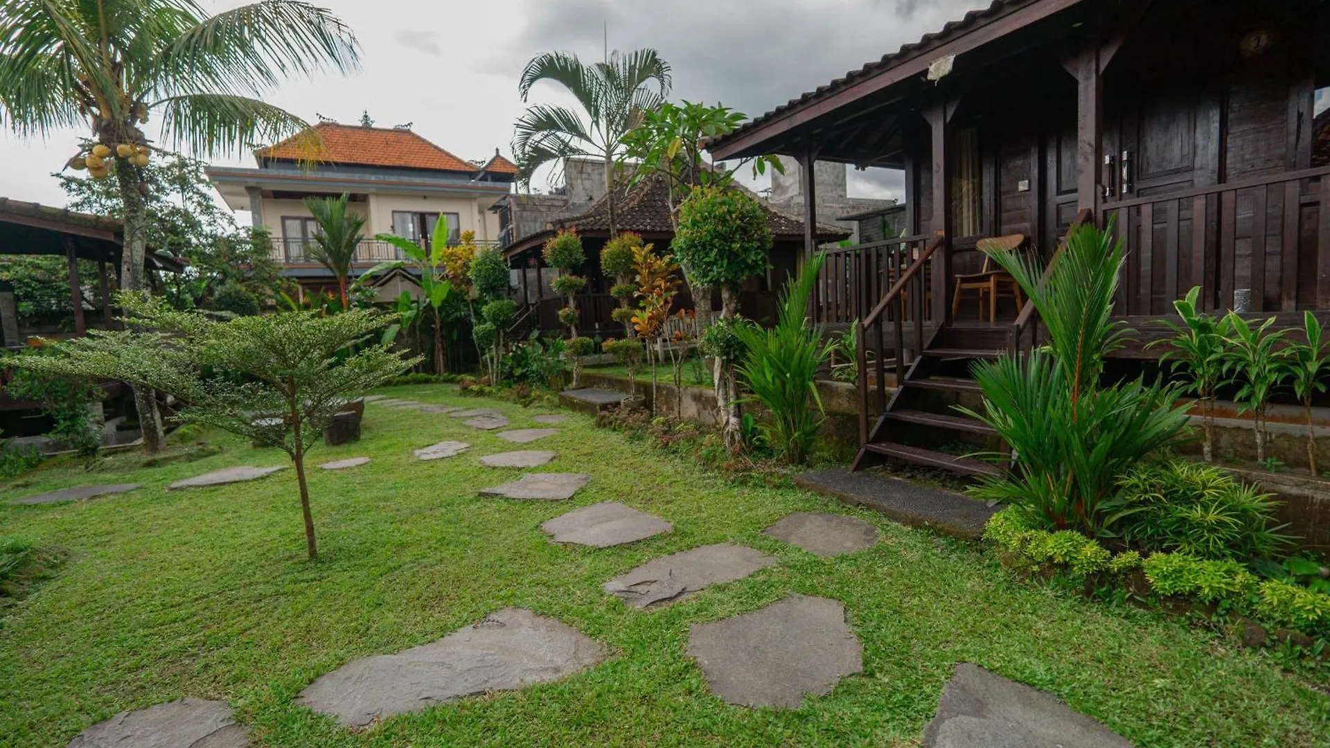 Guest house Pemulan House Hotel Ubud  Indonesia